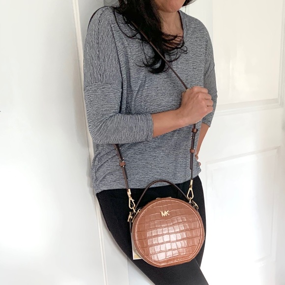 NWT authentic MK croc leather canteen bag - Picture 9 of 9